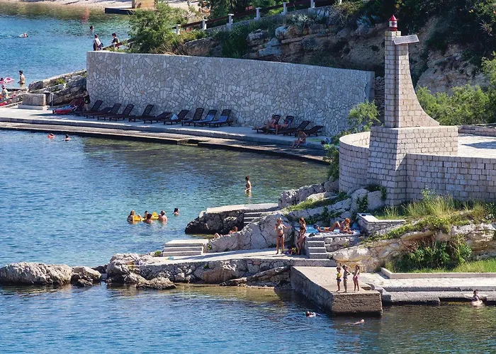 Five-bedroom In Novigrad * Novigrad (Dalmatia)